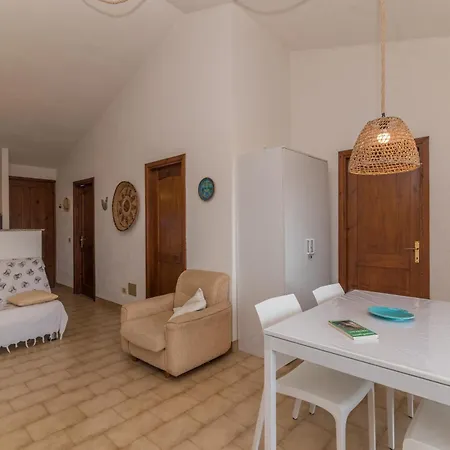 Trilocale Vista Mare E Giardino A Appartement