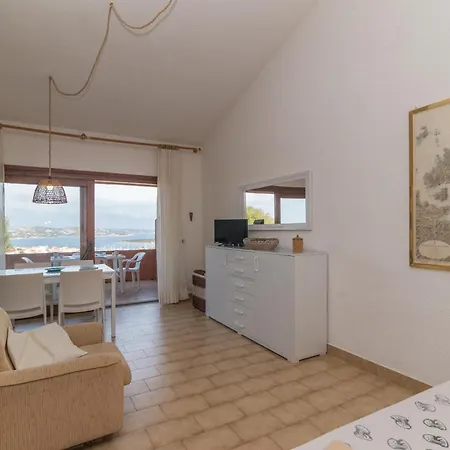 Trilocale Vista Mare E Giardino A Apartment Palau