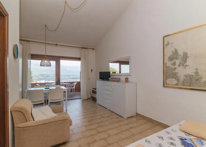 Apartment Trilocale Vista Mare E Giardino A Palau